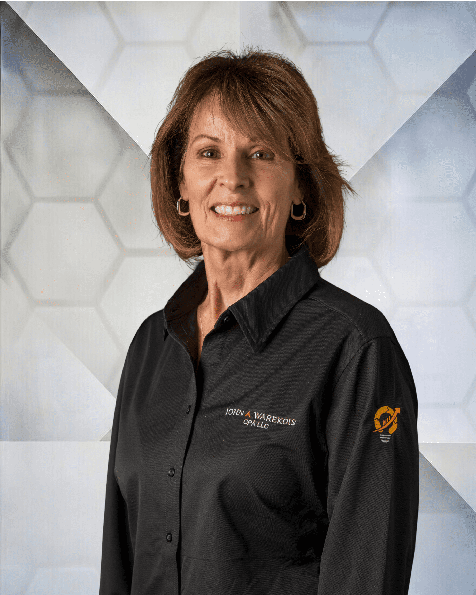 Suz Montemayor headshot